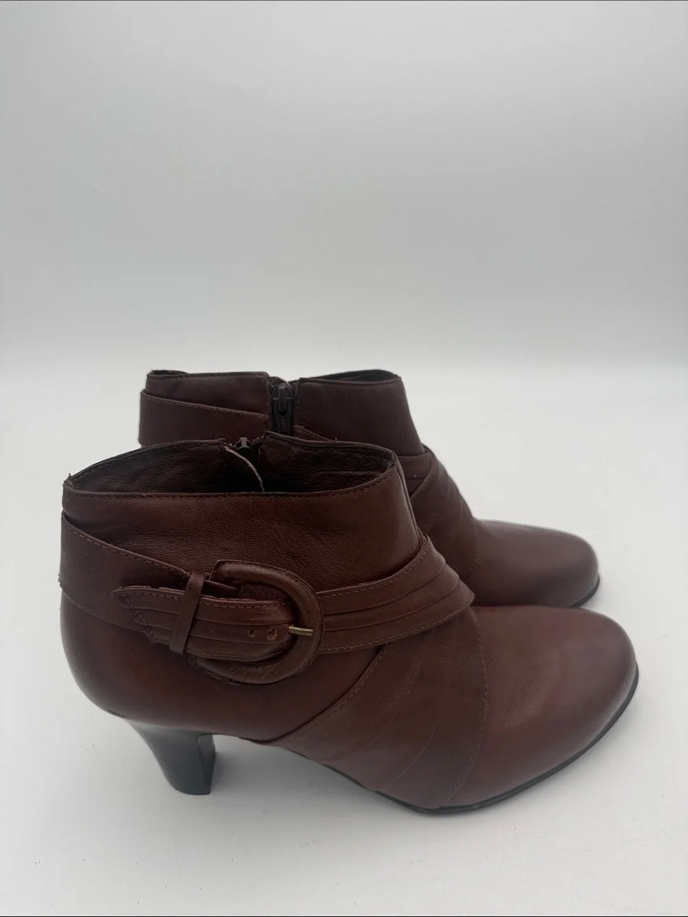 Nurture by Lamaze Women's Brown Ankle Booties 10M fall Y2K casual Buckle Accent